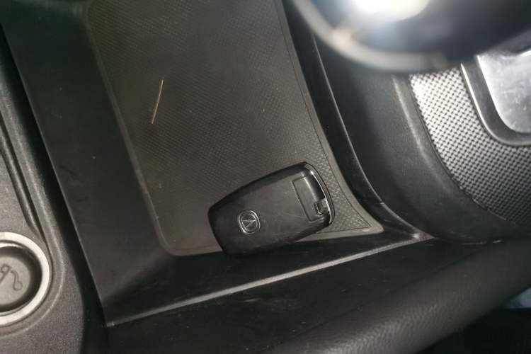 Used CHANGAN CS55 2017 1.5T Automatic Colorful Edition
