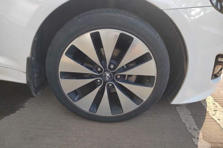 Used Kia K5 2012 2.0L Automatic DLX