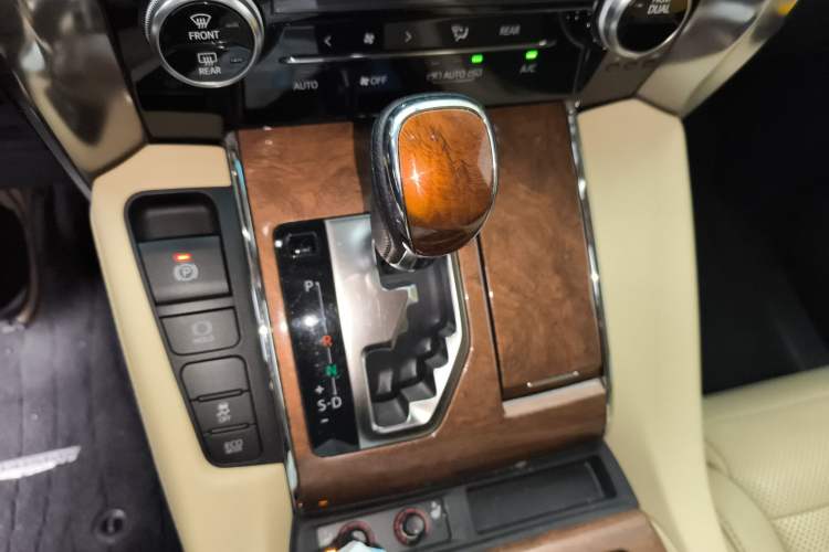 Used Toyota Alphard 2015 3.5L Prestige Edition