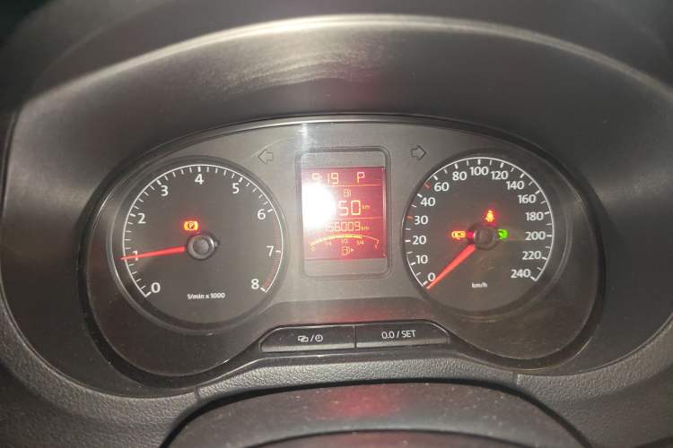 Used Volkswagen Polo 2012 1.6L Cross Polo Automatic Transmission Instrument Cluster