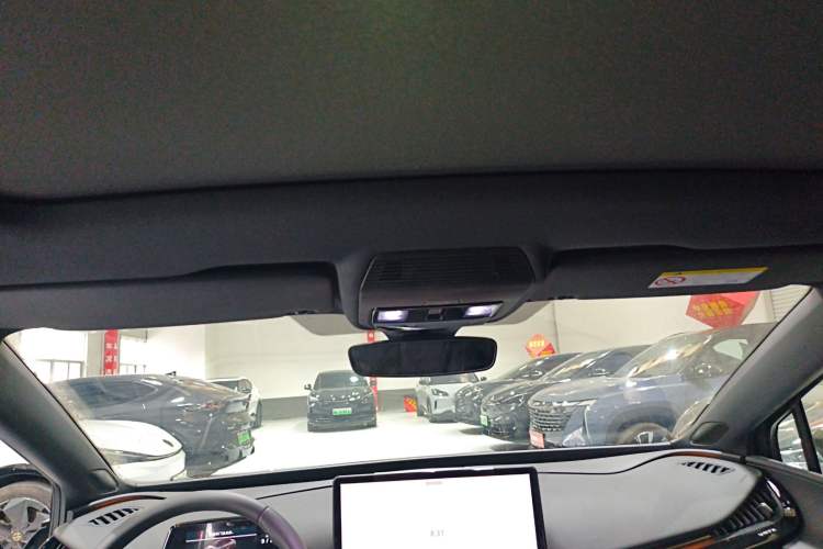 Used Volkswagen ID.UNYX 2024 Revised Pro Long-Range Version
