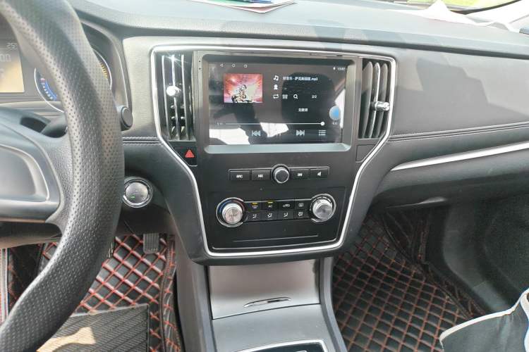 Used Roewe i6 New Energy 2017 45T Hybrid Connect & Smart Enjoyment Edition