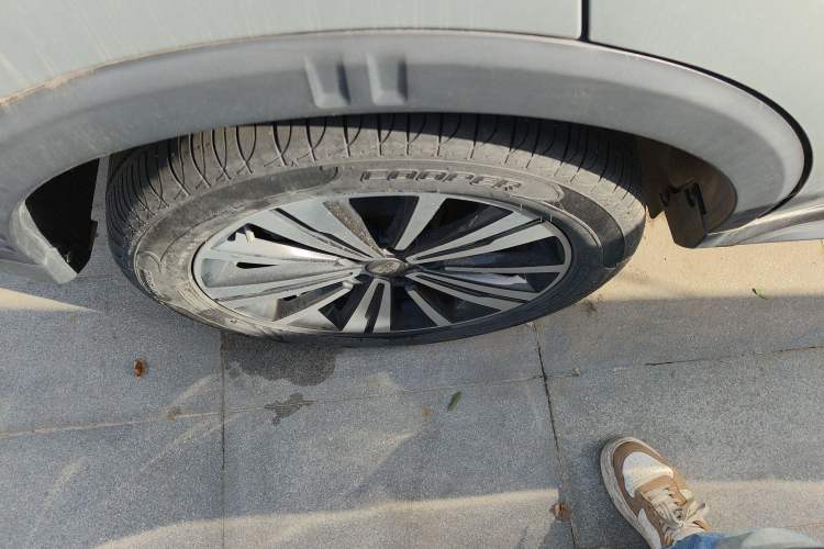 Used Roewe RX5 2020 20T Automatic 4G Connected Million Edition
