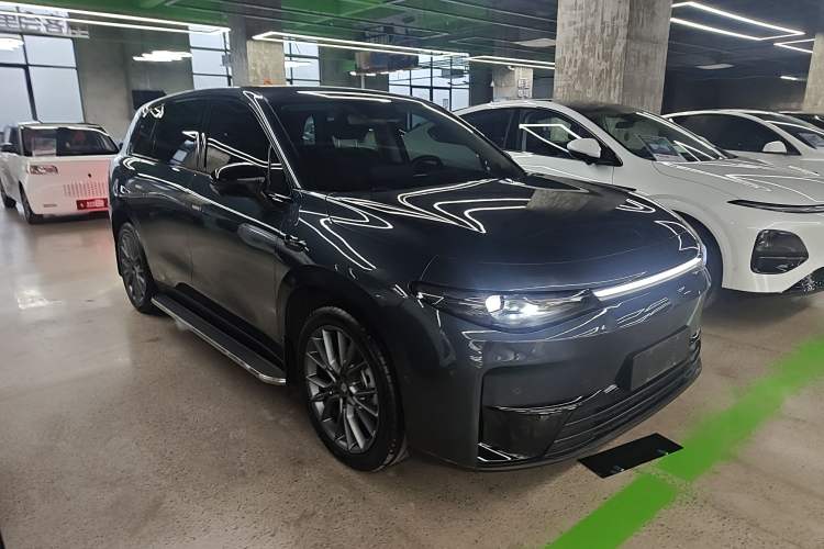 Used Leapmotor C10 2024 210 Smart Edition Front Right 45 Deg