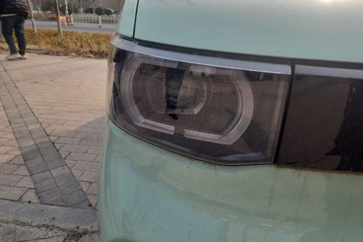 Used Wuling Hongguang MINIEV 2021 Macaron Fashion Model Lithium Iron Phosphate Exterior 6