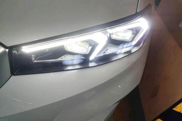 Used BMW i3 2025 eDrive 35 L
