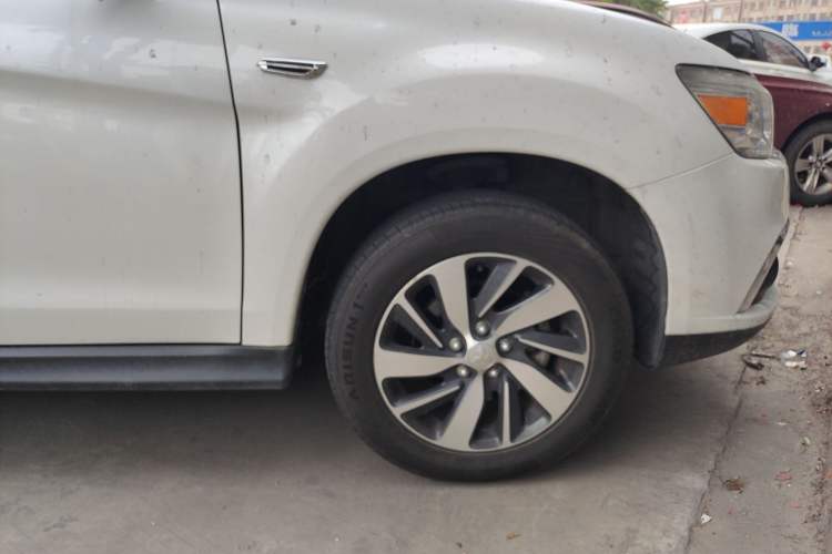 Used Mitsubishi ASX 2018 2.0L CVT Two-Wheel Drive Deluxe Edition
