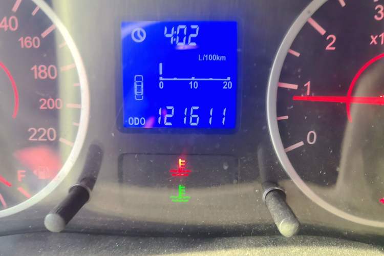 Used Chery Cowin 2 2012 1.5L Manual Performance Version Odometer Close Up