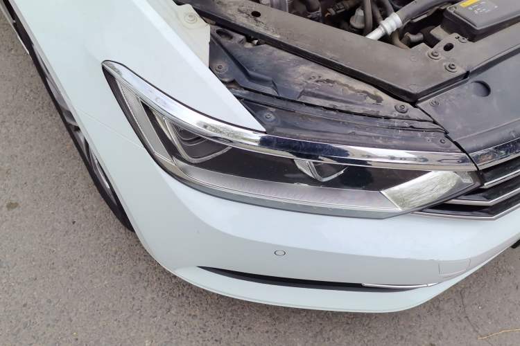 Used Volkswagen Variant 
