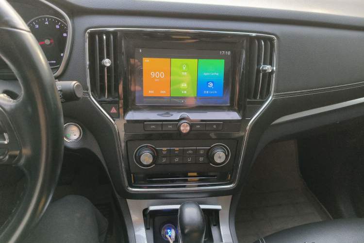 Used Roewe RX5 2018 20T Two-Wheel Drive Automatic Flagship Edition Audio And AC Panel