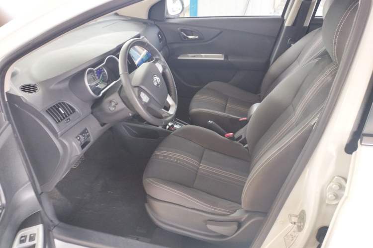 Used Dongfeng Aeolus AX3 2016 1.5L Automatic ZhiKu Model
