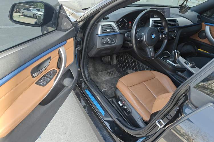 Used BMW 4 Series 2020 425i Gran Coupe M Sport Night Edition Driver Seat