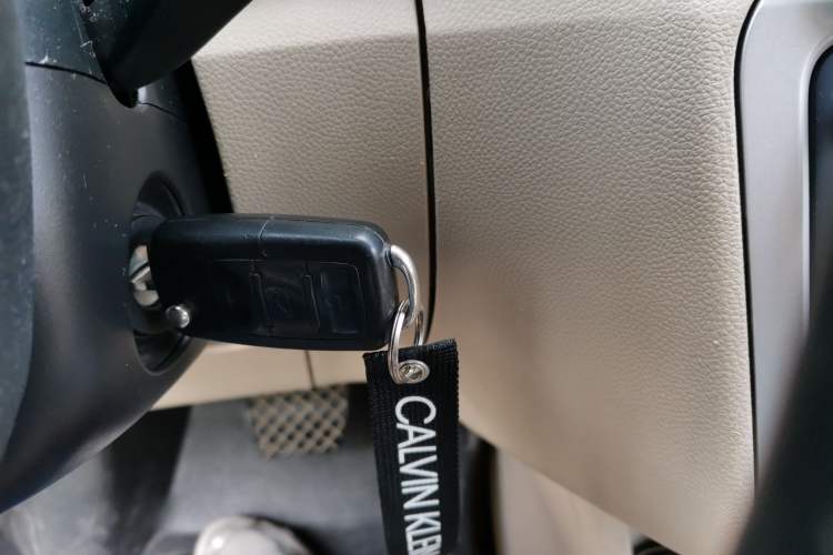 Used Skoda Fabia 2011 1.6L Automatic Crystal Edition Vehicle Key