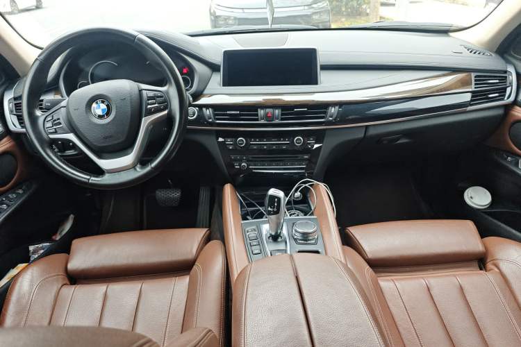 Used BMW X6 2018 xDrive28i
