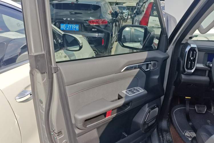 Used JETOUR Traveler 2023 2.0T Four-Wheel Drive Conqueror