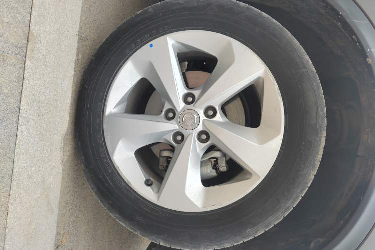Used Nissan Qashqai 2022 2.0L CVT XV Smart Enjoyment Version Right Front Wheel Hub