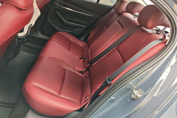 Used Mazda 3 Axela 2023 2.0L Automatic ZhiXuan Edition
