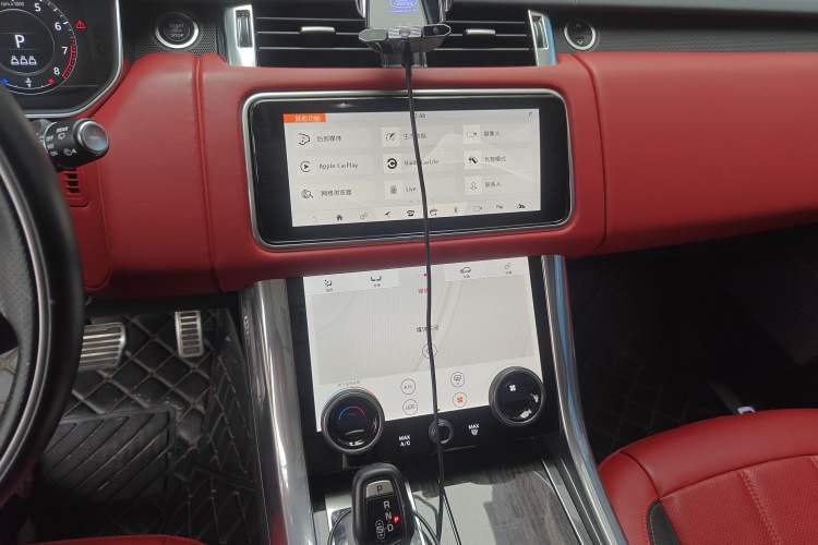 Used Land Rover Range Sport 2022 3.0 L6 YAO Black Edition Audio And AC Panel