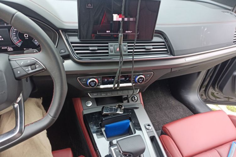 Used Audi Q5L 2025 quattro 45th Anniversary Edition 40 TFSI Luxury Dynamic Model Audio And AC Panel