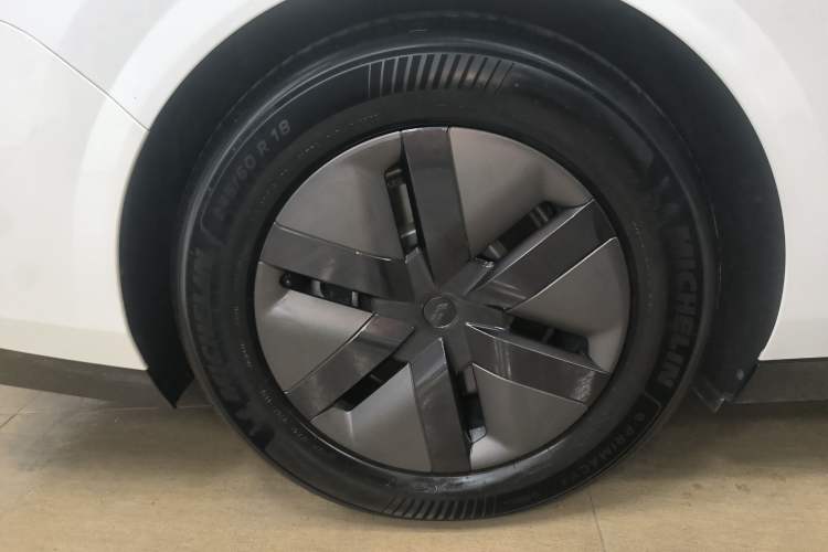 Used Li Auto MEGA 2024 Ultra Model