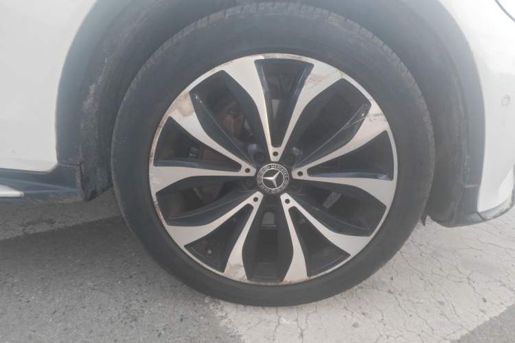 Used Mercedes-Benz GLC Coupe 2019 GLC 260 4MATIC Coupe SUV Right Front Wheel Hub