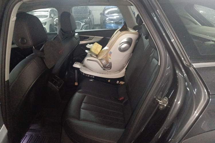 Used Audi A4 2019 45 TFSI allroad quattro Fashion Edition Left Rear Seat