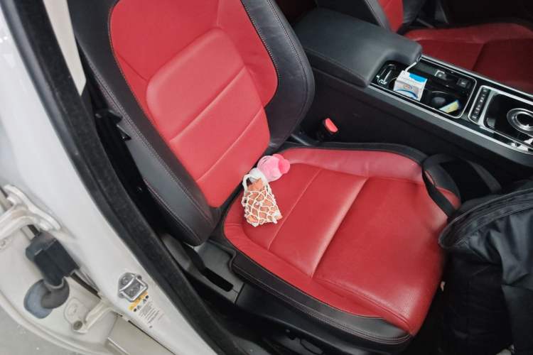 Used Jaguar XE 2018 2.0T 200 PS Two-Wheel-Drive R-Sport Sport Edition
