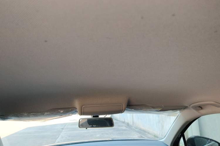 Used Volkswagen Tiguan L 2018 330TSI Automatic Two-Wheel Drive Luxury Edition Headliner