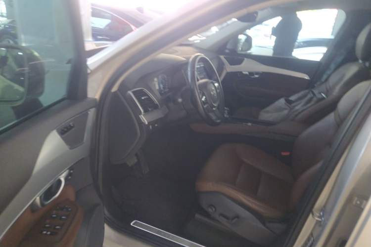 Used Volvo XC90 2018 T6 Zhiyi Edition 7-Seater