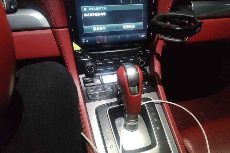 Used Porsche 718 2016 Cayman 2.0T Audio And AC Panel