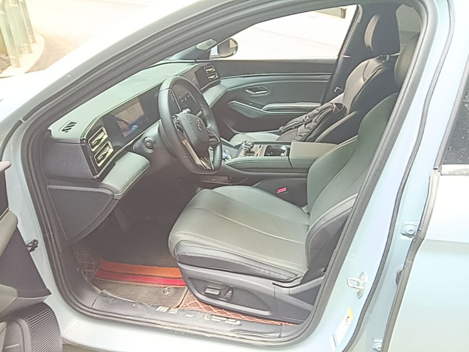BYD Qin L 2024 DM-i 80KM Beyond Model — снимка 17