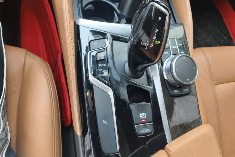 Used BMW 5 Series 2018 530Li Leading Edition Luxury Package Gear Lever