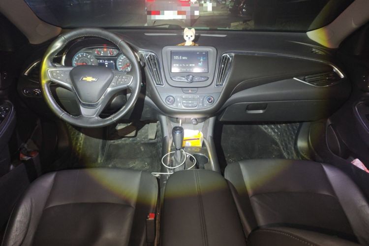 Used Chevrolet Malibu XL 2018 530T Automatic RuiChi Edition Center Console