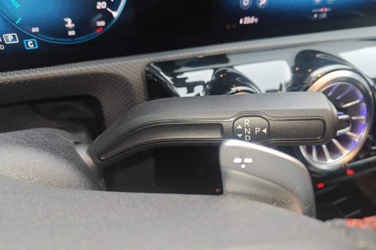 Used Mercedes-Benz CLA 2022 Refreshed CLA 200 4MATIC
