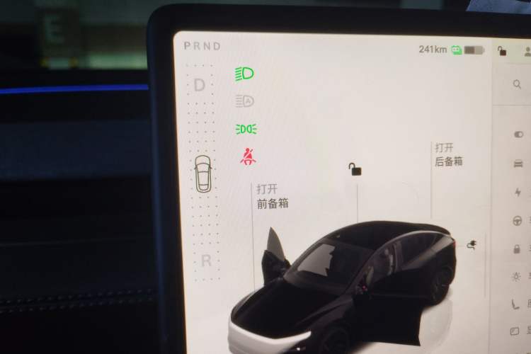 Used Tesla Model Y 2025 Rear-Wheel-Drive Version