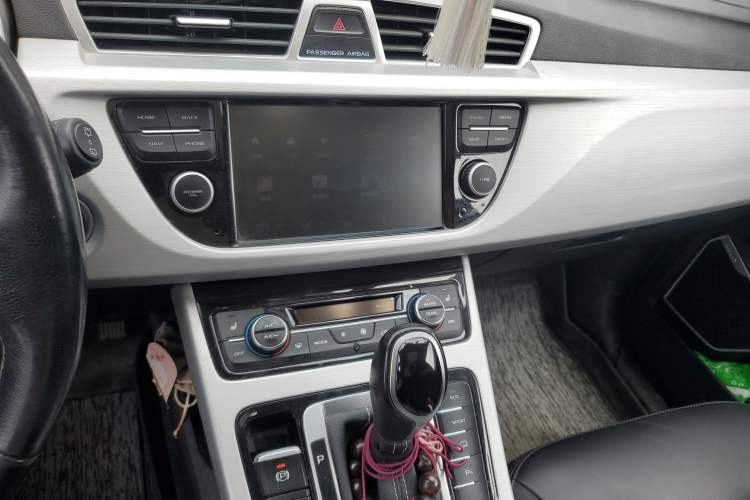 Used Geely Auto Emgrand X7 Sport 2016 1.8TD Automatic Smart Model
