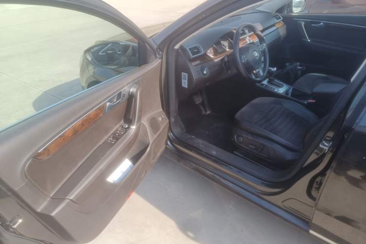 Used Volkswagen Magotan 2012 Travel Edition 2.0 TSI Comfort Version
