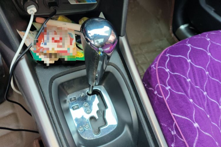 Used Peugeot 2008 2014 1.6L Automatic Fashion Edition
