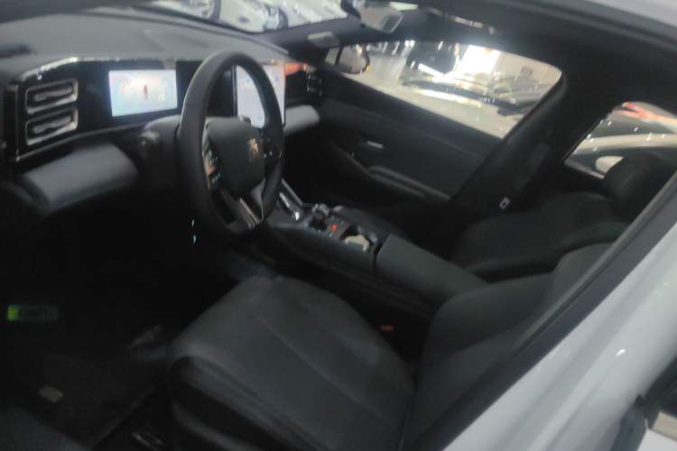 Used BYD Qin L 2024 DM-i 120KM Beyond Model