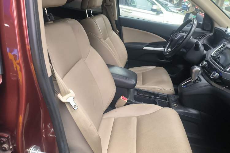 Used Honda CR-V 2015 2.4L two-wheel drive luxury version Right Front Seat