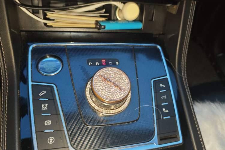 Used Zotye Domy X7 2017 Upgraded Edition 2.0T DCT Huangshan Model 7 Seats
