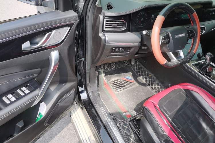 Used JETOUR X90 2020 1.5T Manual Shadow Joy Version 5 Seats Driver Seat