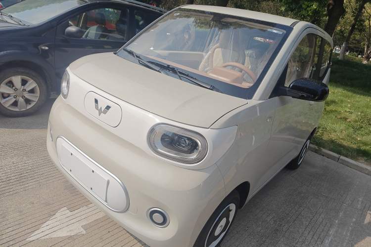 Used Wuling Hongguang MINIEV 2024 3rd Generation 215km Youth Edition