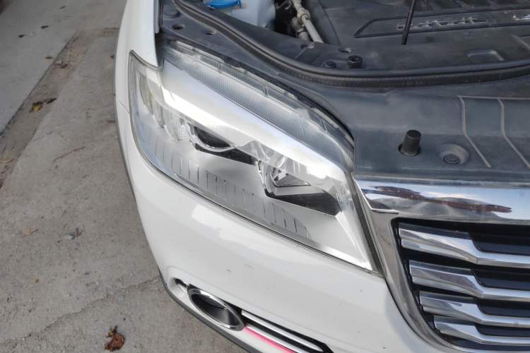 Used Haval H6 2015 Sport Edition 1.5T Automatic Two-Wheel Drive Luxury Model