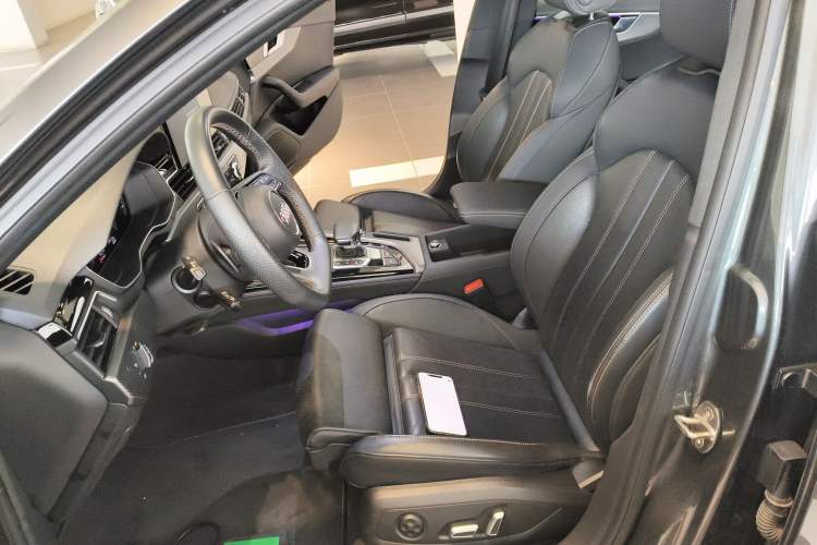 Used Audi A4L 2024 40 TFSI quattro RS Performance Package Left Front Seat