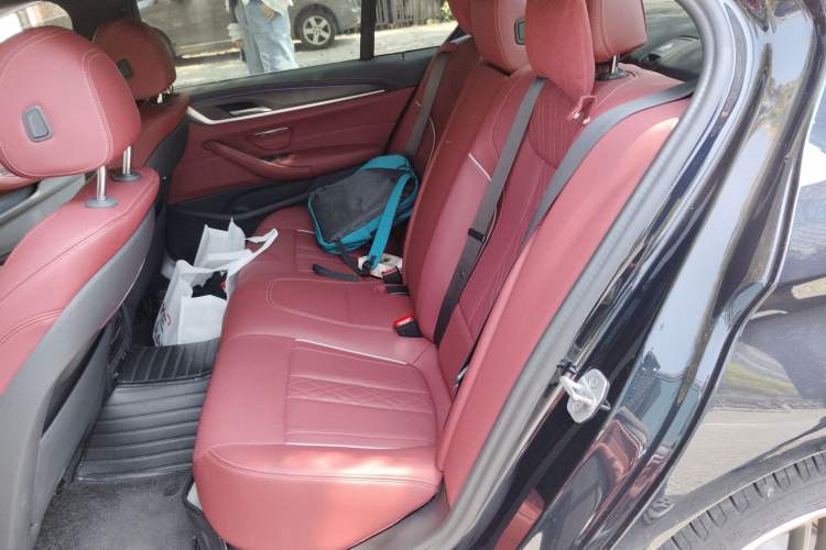 Used BMW 5 Series 2023 530Li Leading Model M Sport Package Left Rear Seat