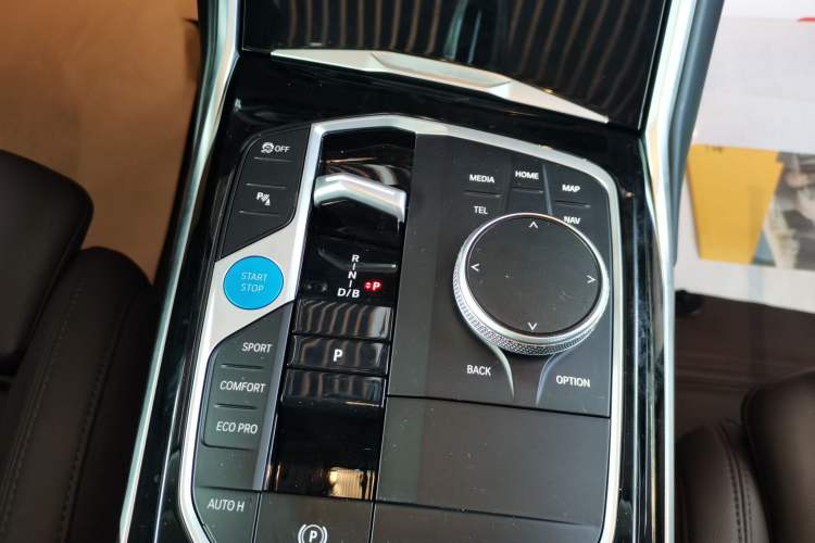 Used BMW i3 2024 eDrive 35 L
