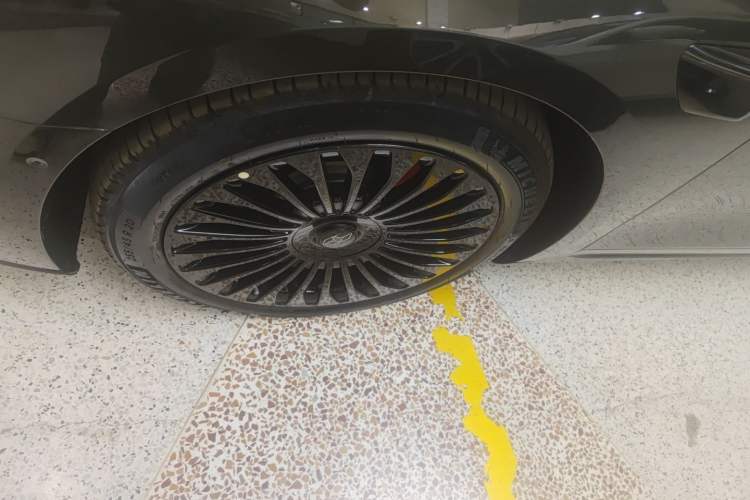 Used Hima S9T 2025 Model Pure Electric Four-Wheel-Drive Ultra