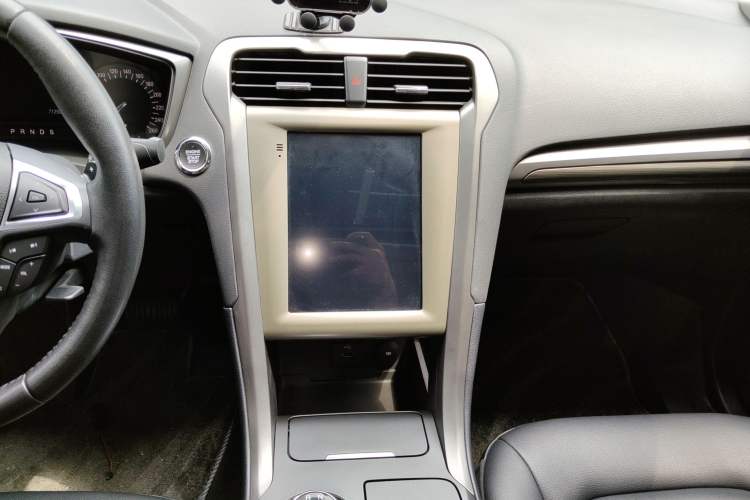 Used Ford Mondeo 2018 EcoBoost 180 Smart Control Fashion Model China V Standard