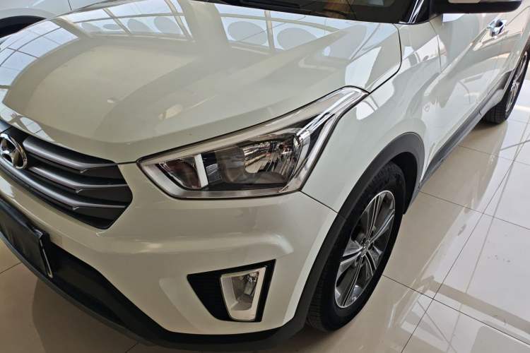 Used Hyundai ix25 2015 1.6L Automatic Two-Wheel Drive Smart GLS Trim Left Front Headlight